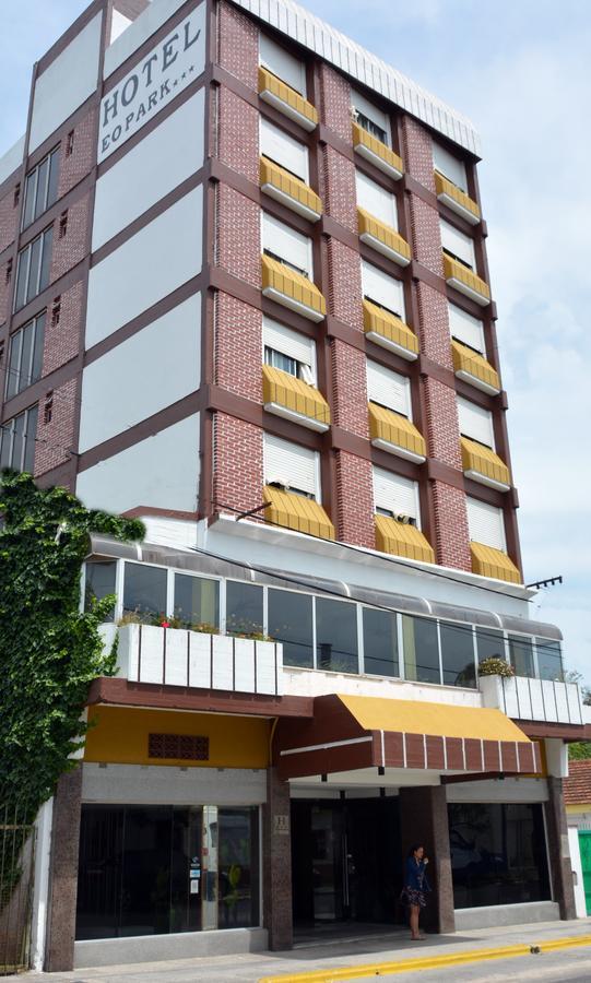 Hotel Eo Park Сан-Клементе-дель-Тую Екстер'єр фото